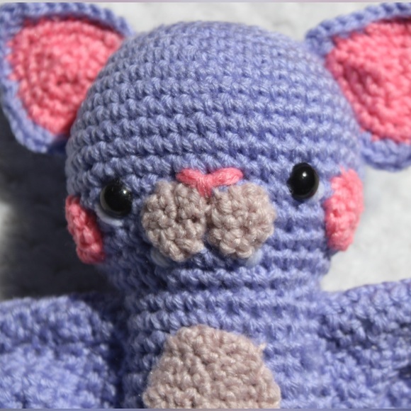 Crochet arigurumi- Luna the Bat - Picture 4 of 4